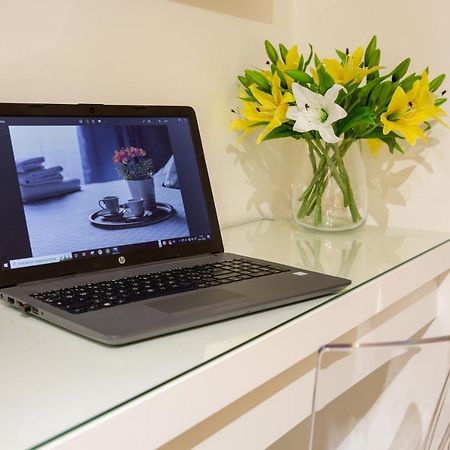 Milano City Apartments - Stylish House Free Wifi-Parking-Airport Eksteriør bilde