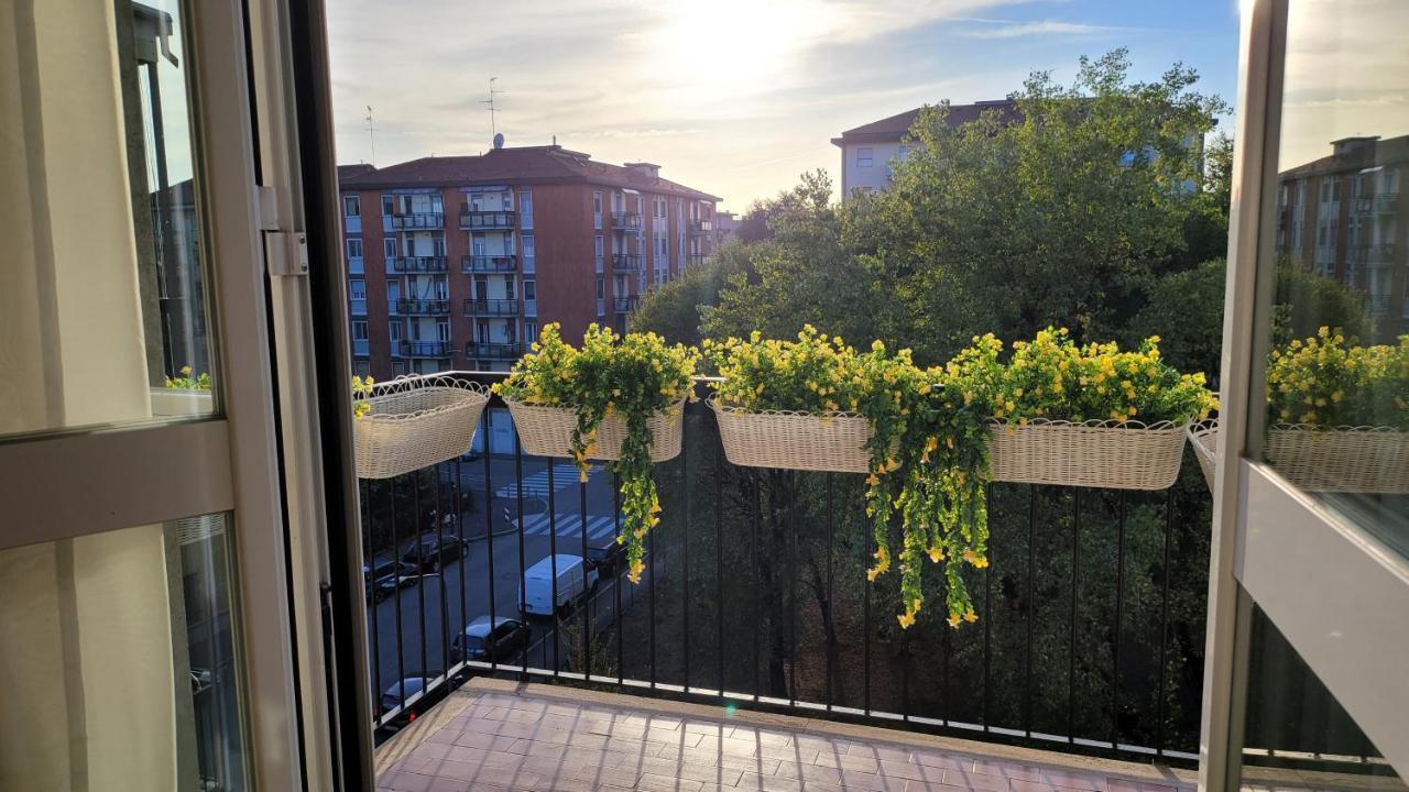 Milano City Apartments - Stylish House Free Wifi-Parking-Airport Eksteriør bilde