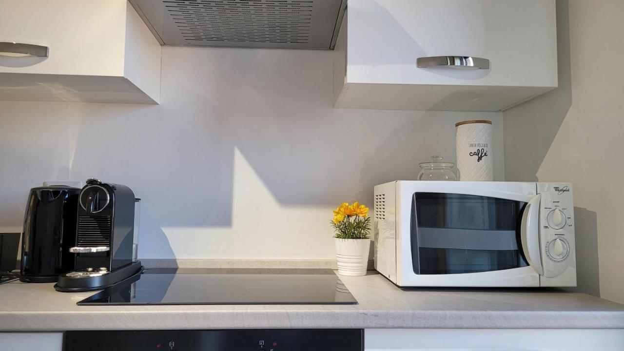 Milano City Apartments - Stylish House Free Wifi-Parking-Airport Eksteriør bilde