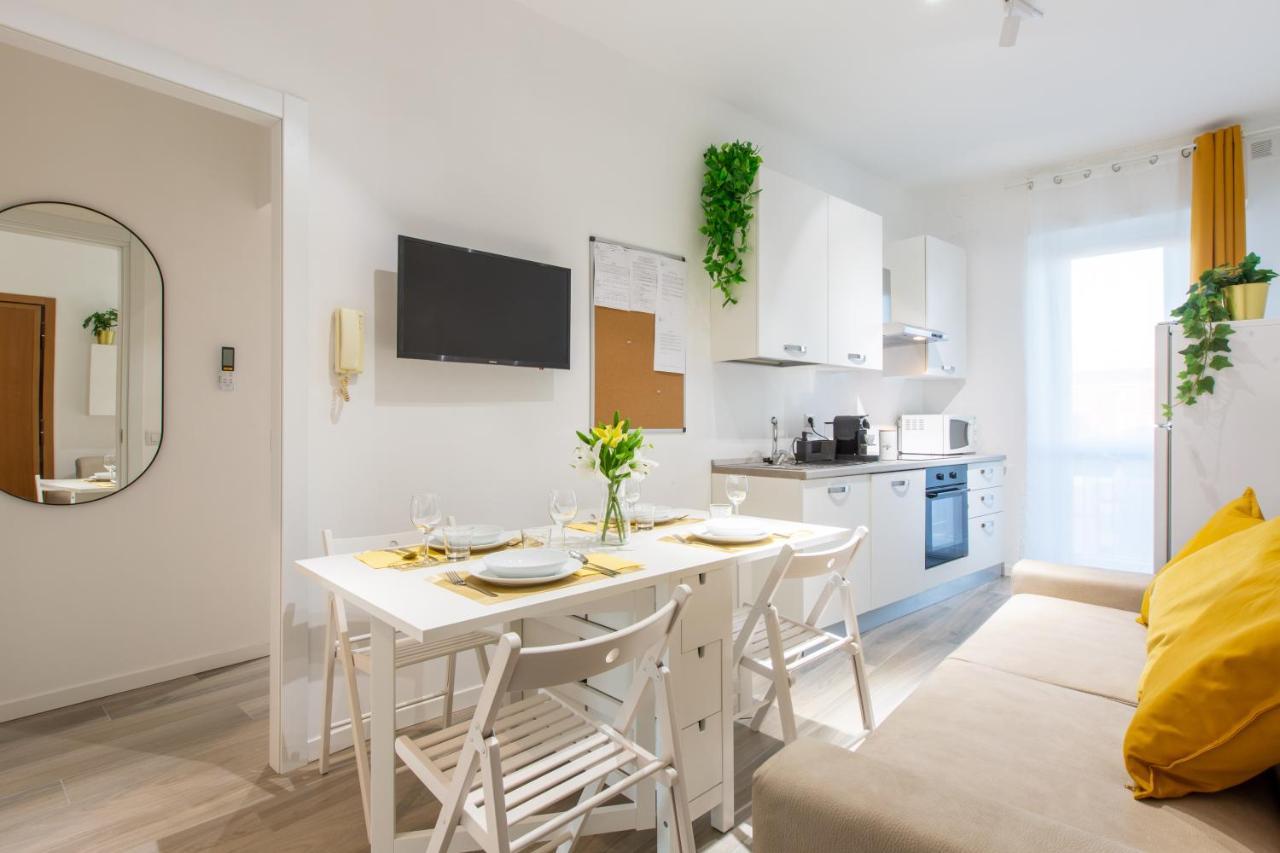 Milano City Apartments - Stylish House Free Wifi-Parking-Airport Eksteriør bilde